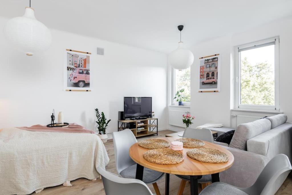 Ciche Studio, Blisko Metra Politechnika, Parking Apartamento Varsovia Exterior foto